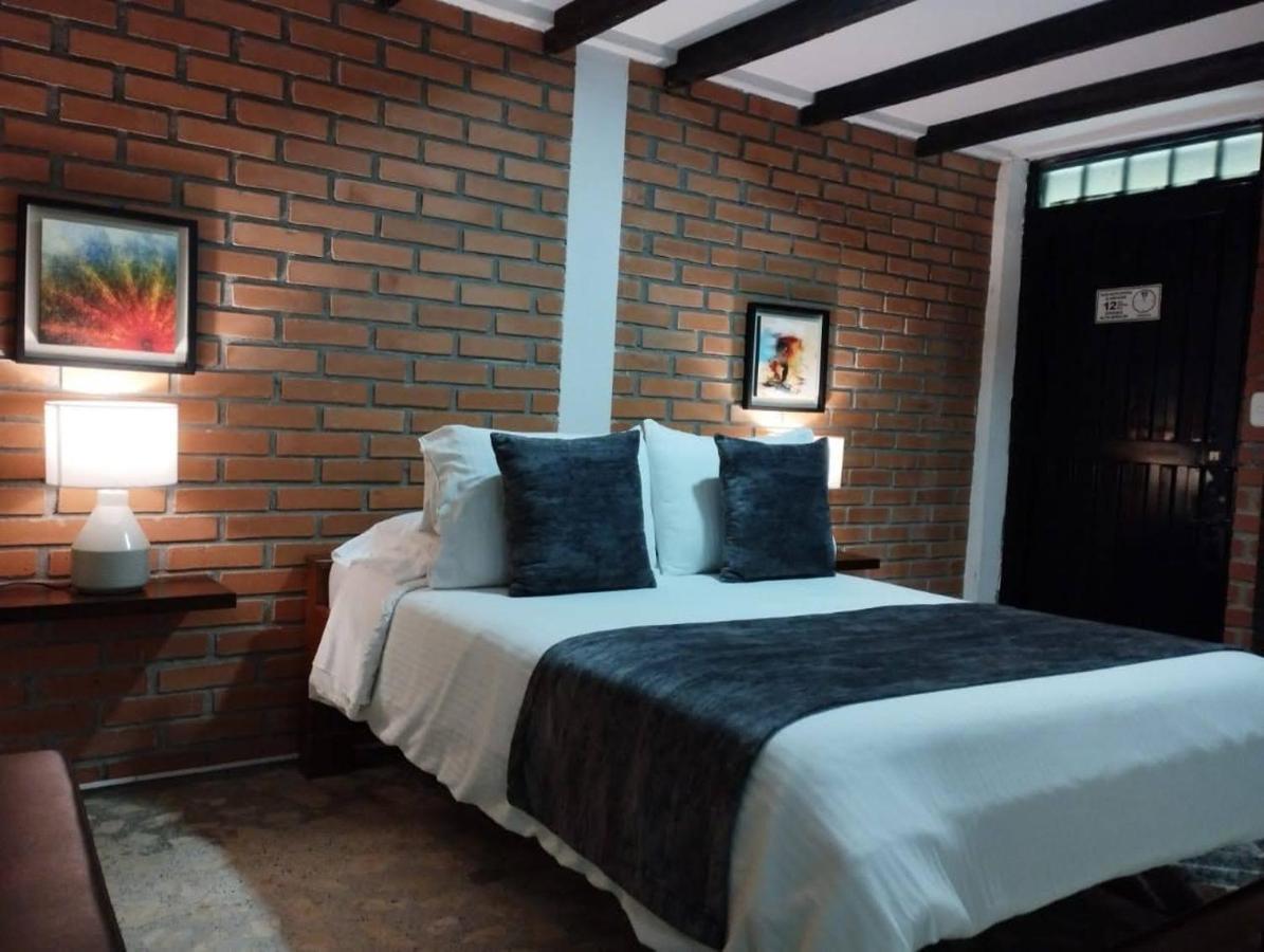 Hotel Visperas Санта-Роса-де-Кабаль Экстерьер фото