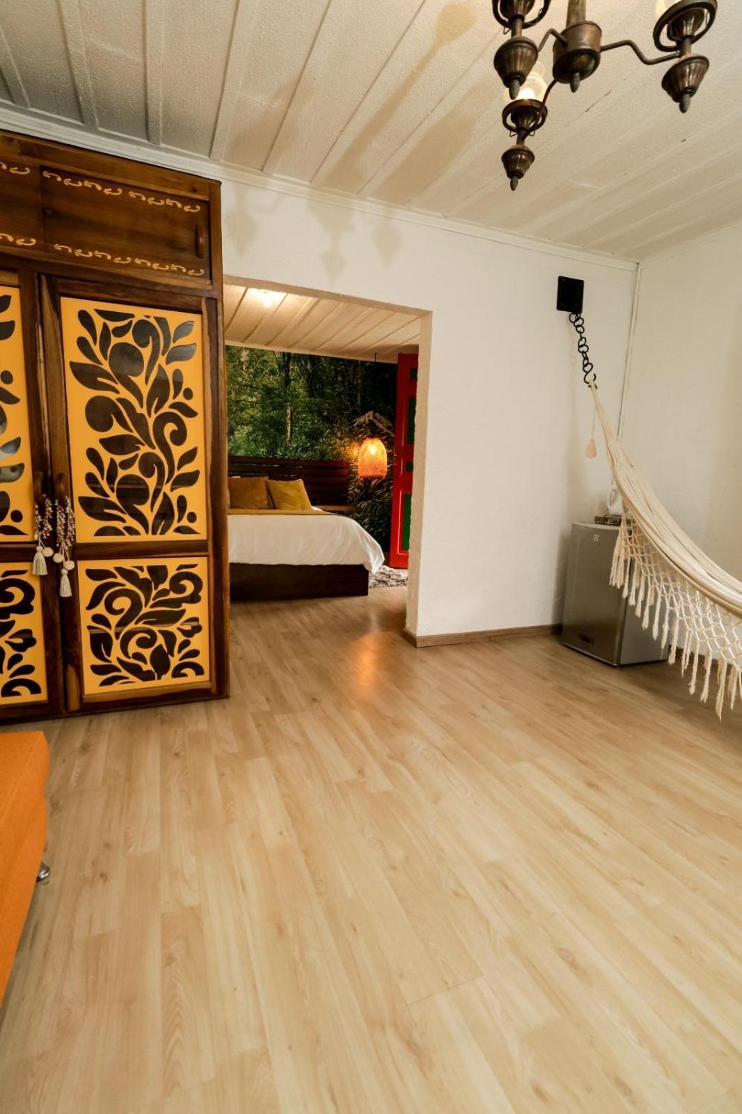 Hotel Visperas Санта-Роса-де-Кабаль Номер фото